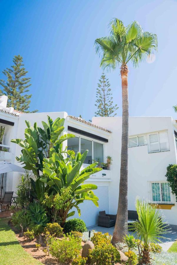 Azahara I, 25a Small Cozy With Great Views Located In The Popular Area Of Nueva Andalucia Appartement